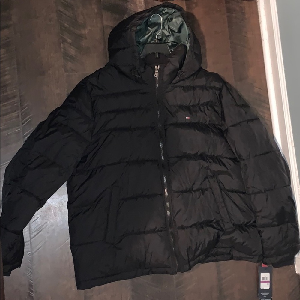 BRAND NEW Tommy Hilfiger Puffer Jacket